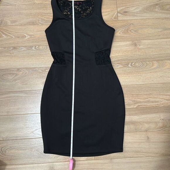 Material girl black lace dress size small - Picture 4 of 5
